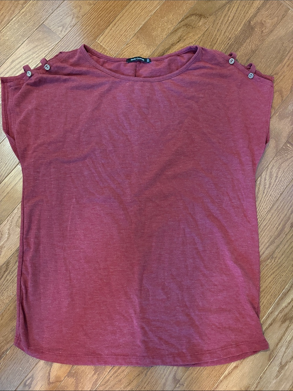 Pink Clover Maroon Button-Shoulder Short Sleeve Tee